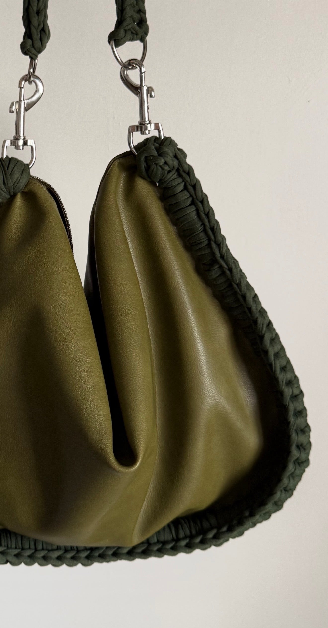 Yun en tono Forest Olive