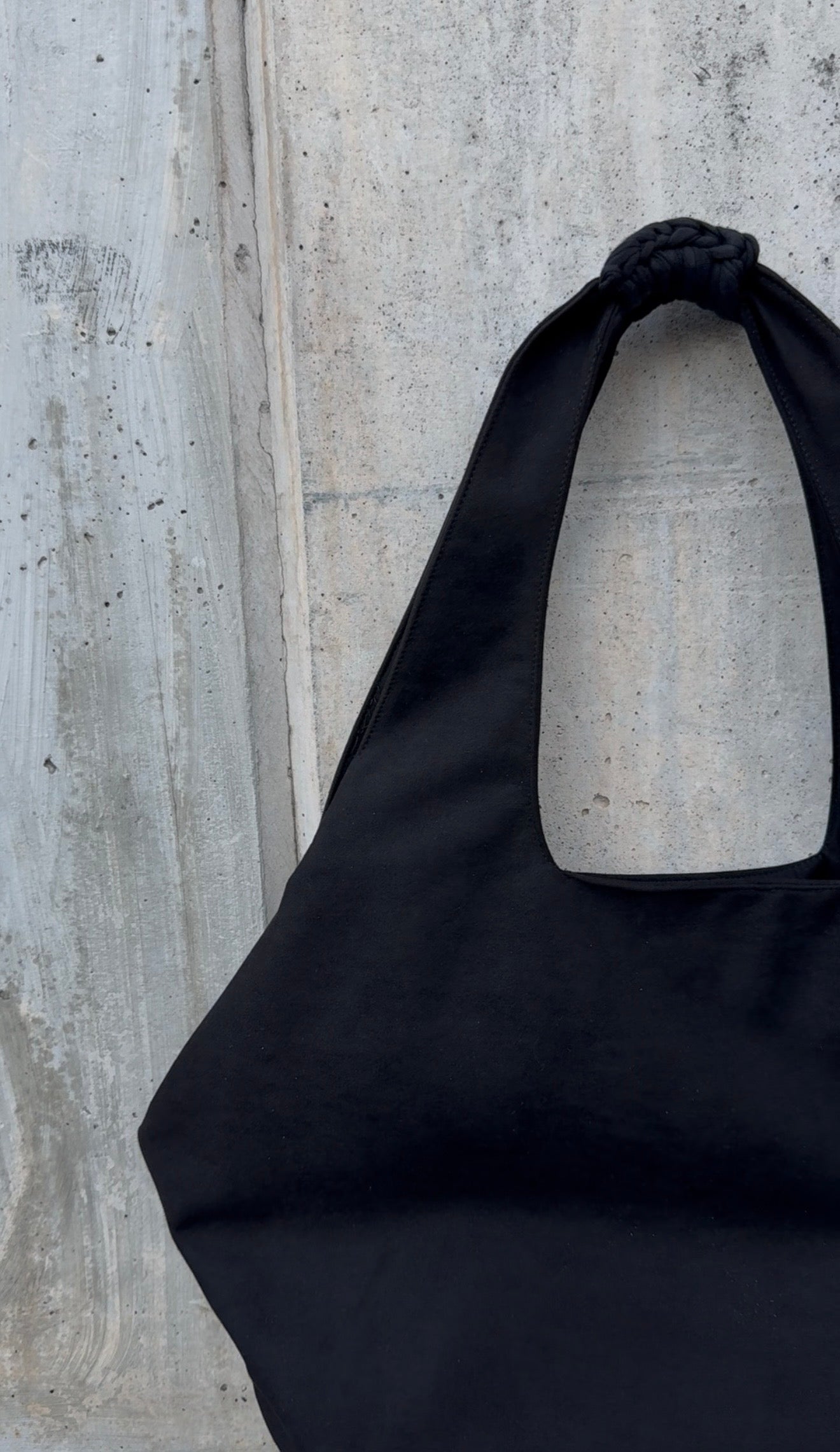 Ray en tono Velvet Black