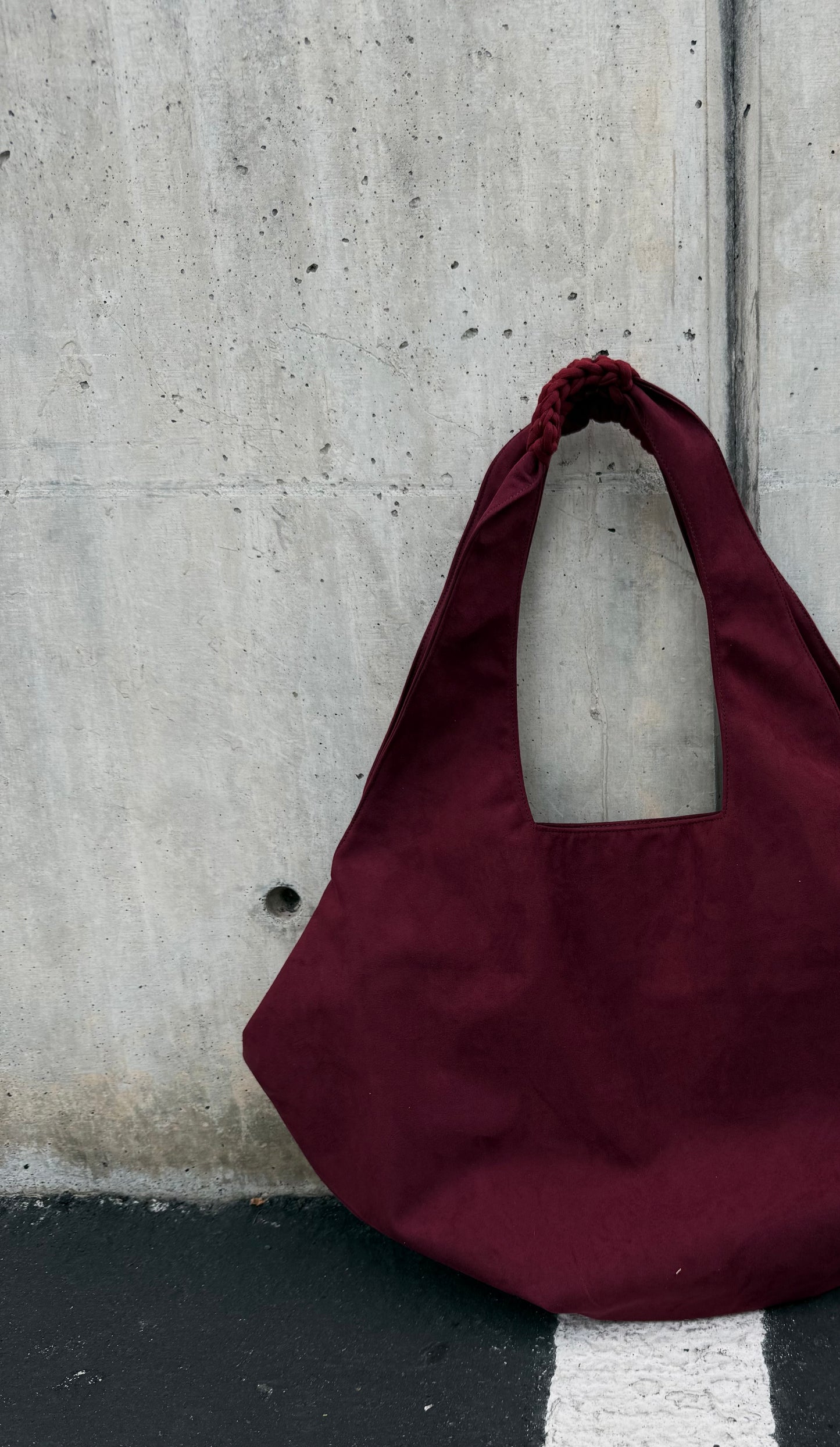 Ray en tono Velvet Burgundy